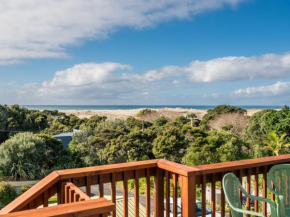 Wine Downtime - Mangawhai Holiday Home